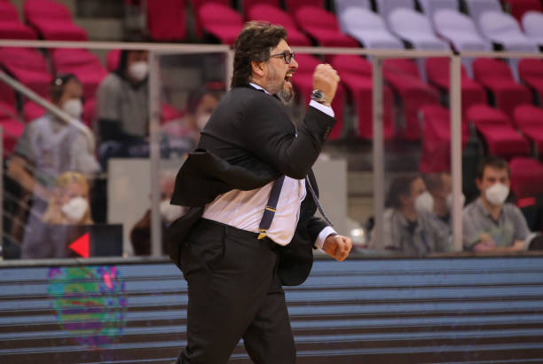 显得不够体 显得不够体